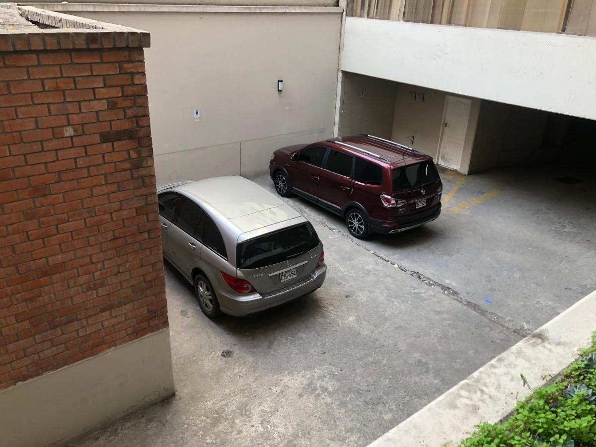Departamento De Estreno Centro De Mirafores Lima Exteriér fotografie